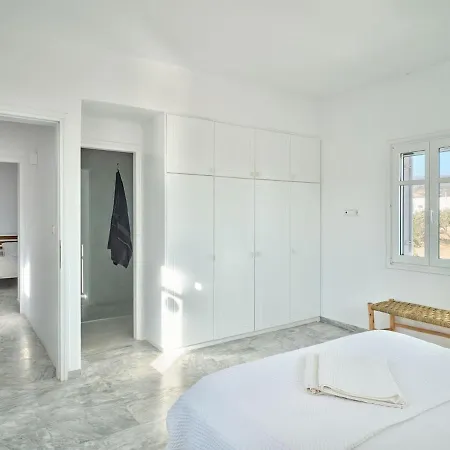 Amal Villa Alikí